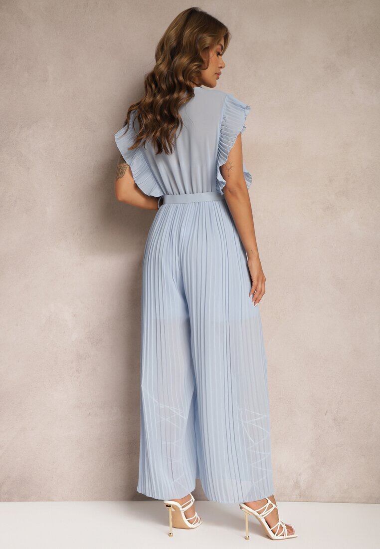 new collection Salopetă plisată albastru deschis cu volane și pantaloni largi Jarina
