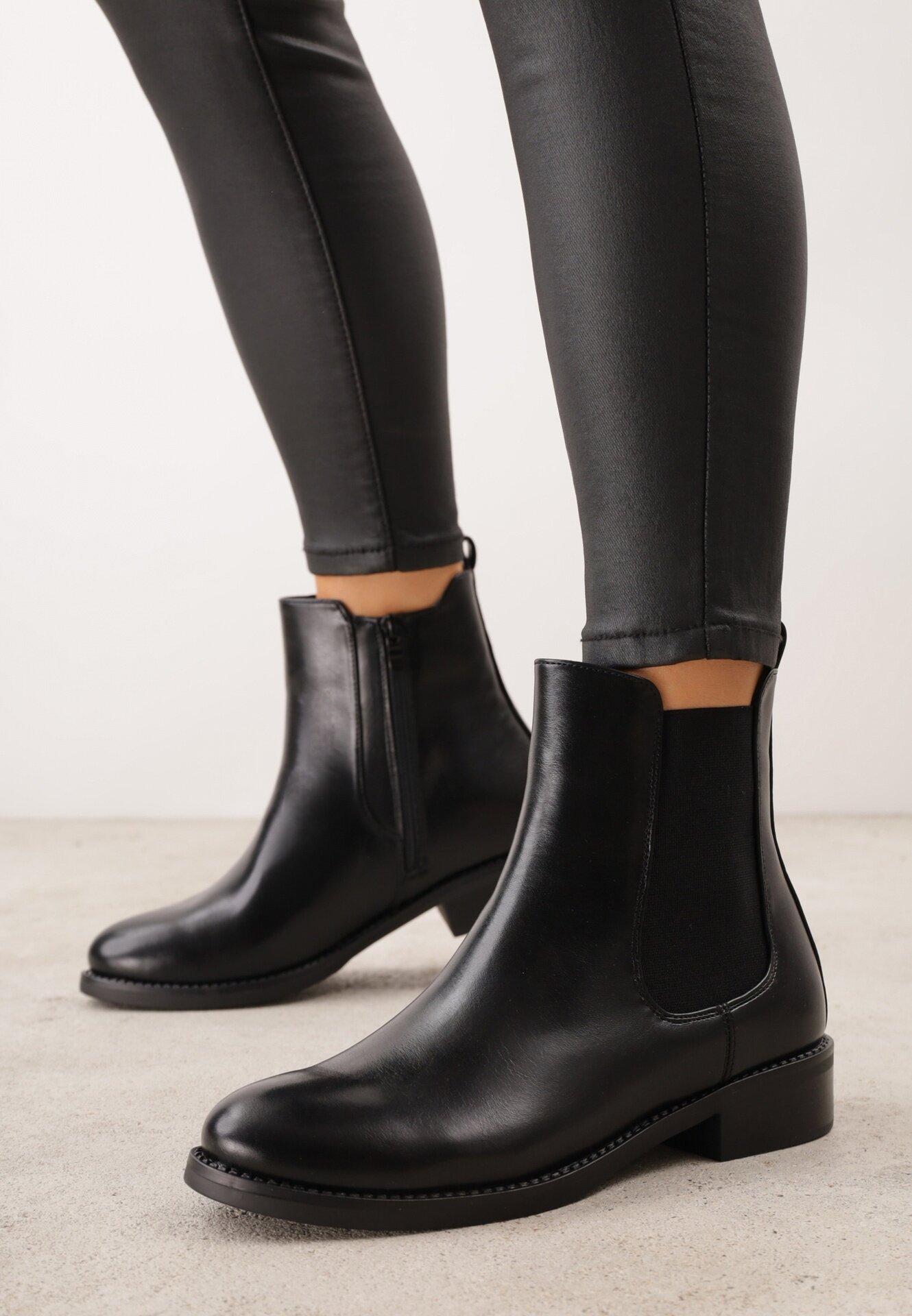 orena paris Botine Cu talpă joasă (tip chelsea) Basic cu elastic integrat în carâmb Samos Negre