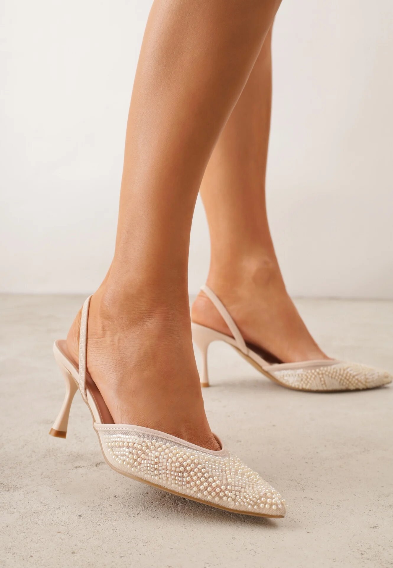 pallika paris Pantofi stiletto bej slingback cu partea superioară din plasă și mărgele Carilriane