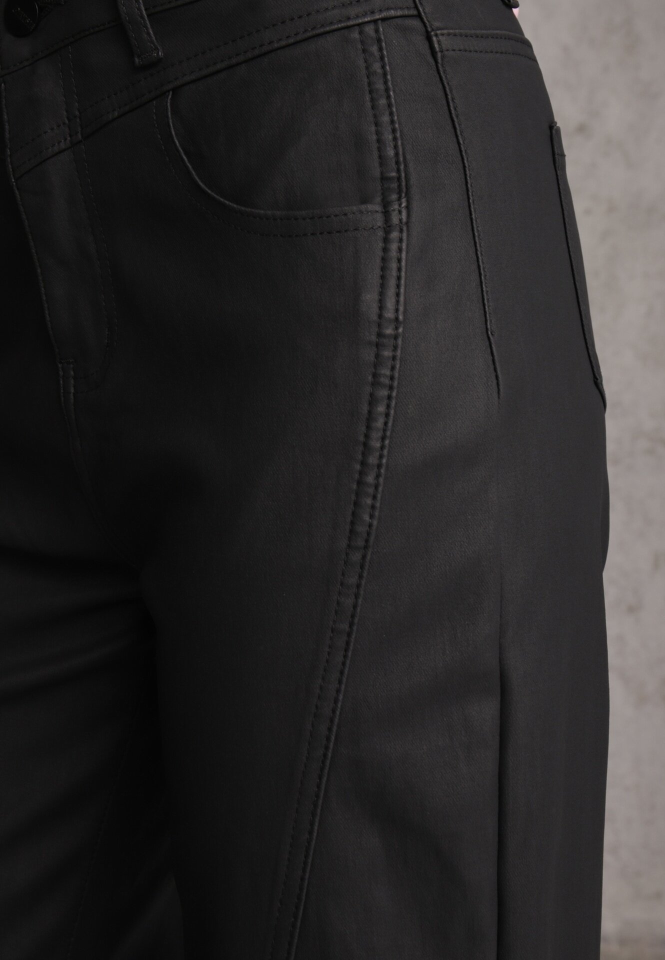  Pantaloni cerati croi drept Pirette Negri