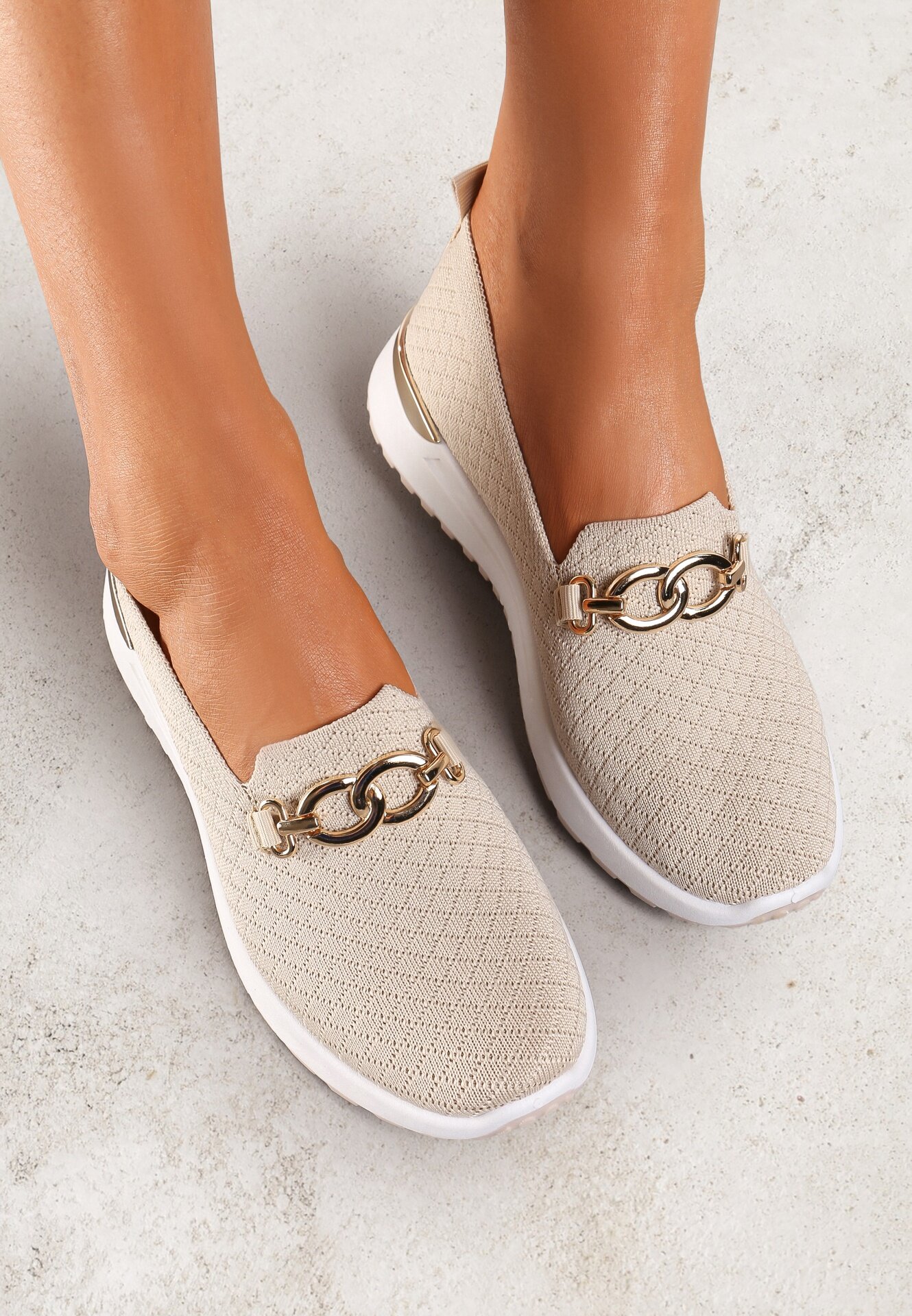  Pantofi bej slip-on stil teniși cu cataramă Wiatalia