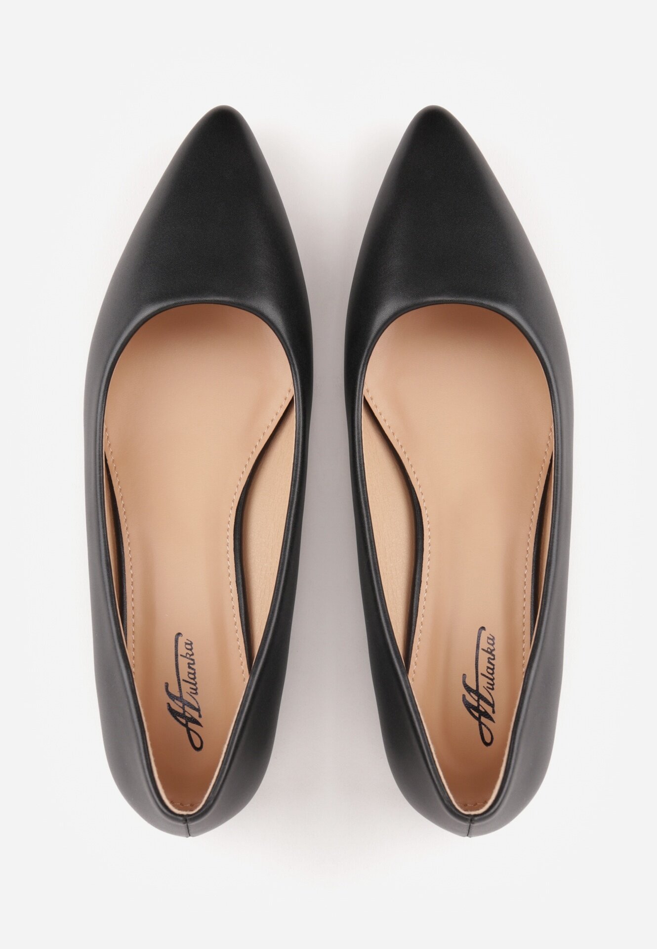  Pantofi cu toc negri cu toc mic cu aplicație metalică și vârf ascuțit Christitesa
