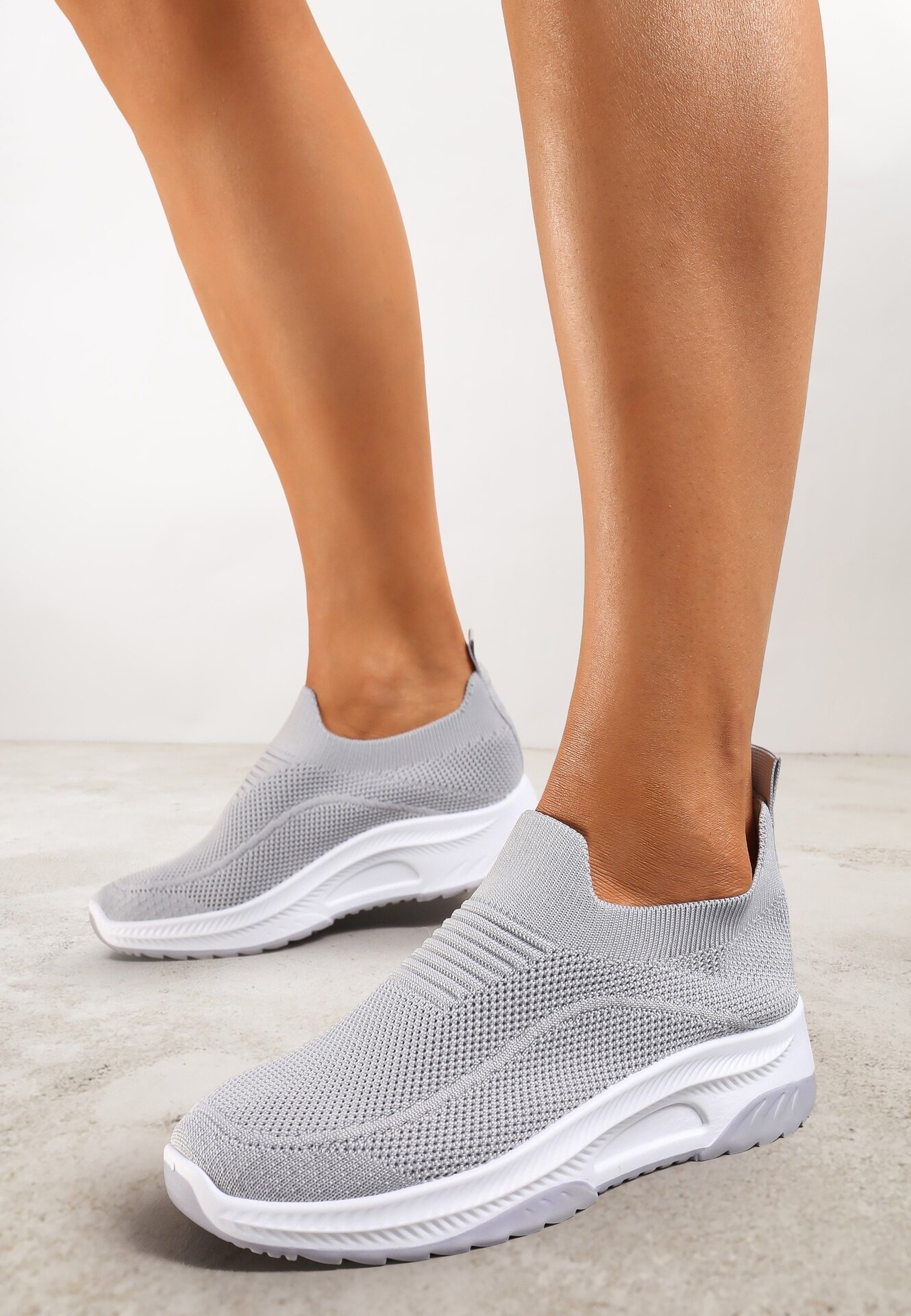  Pantofi Sport Casual Gri cu Talpă Groasă Decorați cu Perforații Fiovena