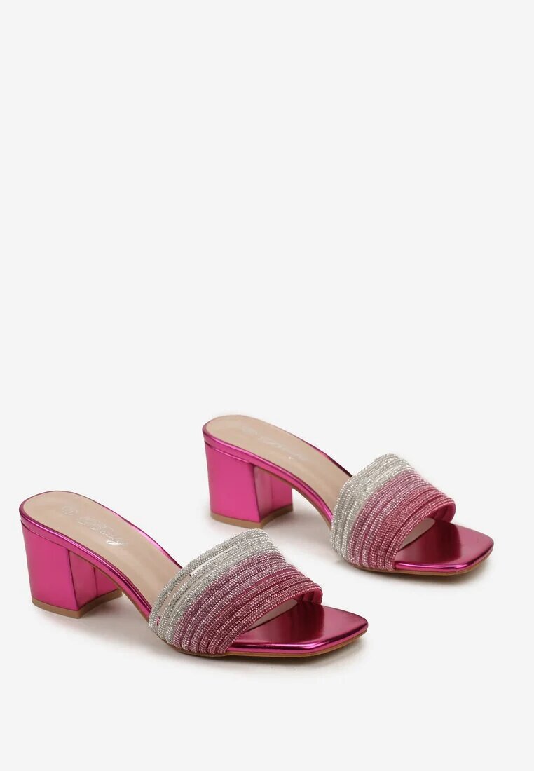  Papuci Fuchsia cu fața decorată cu strasuri pe toc bloc Hilire
