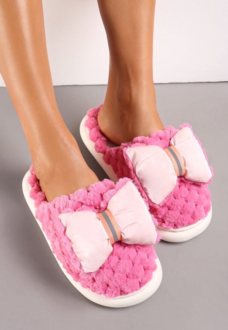  Papuci Fucsia Calde Pufoase Decorați cu relief și fundiță Davelle