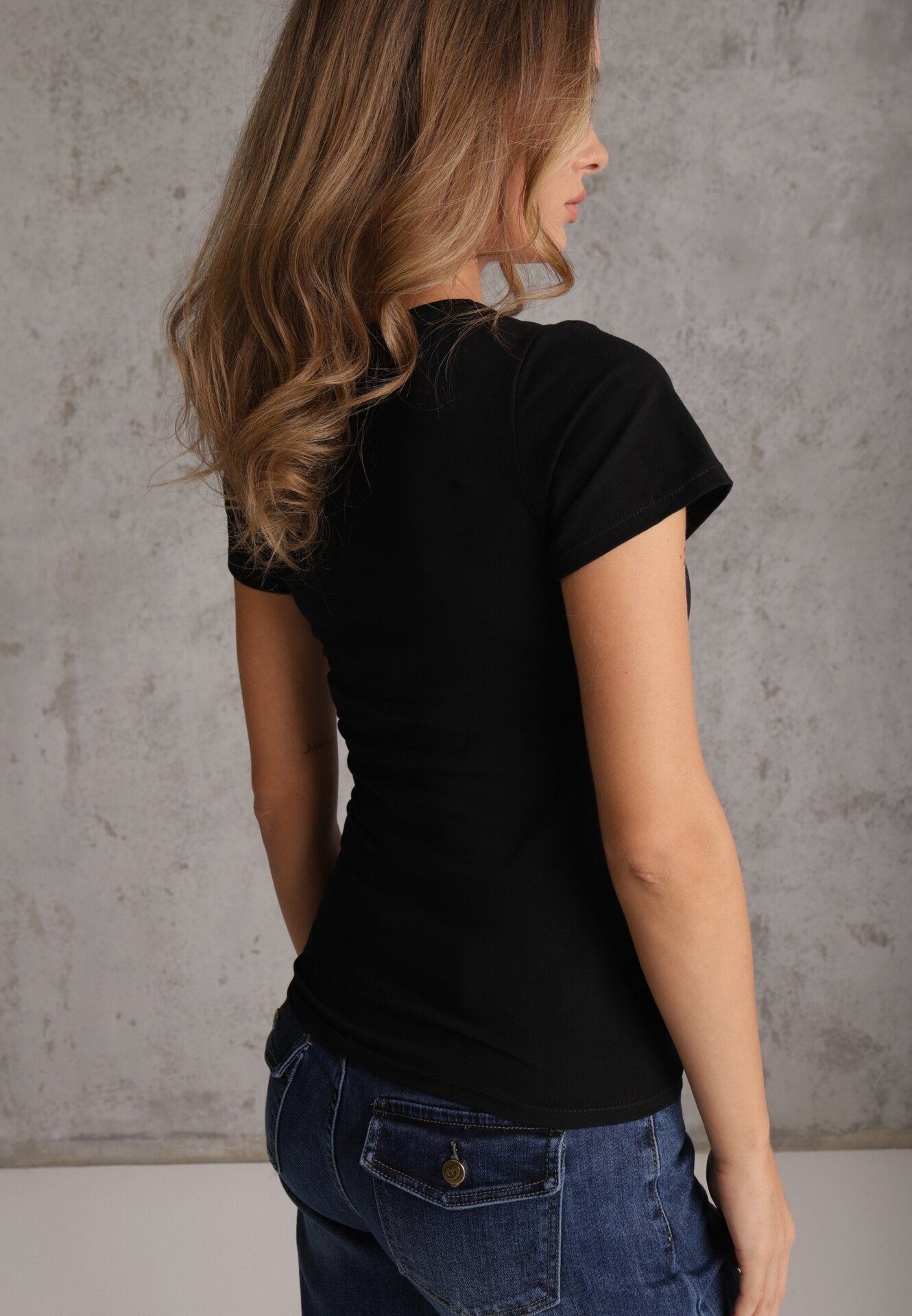 peigile T-shirt din bumbac cu croială clasică și decolteu rotund Setho Negru