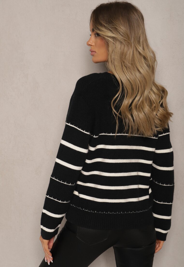  Pulover Negru-Alb din viscoză din material elastic cu dungi Nevenaia