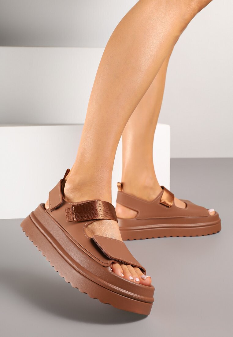 renda Sandale Maro Chunky cu Platformă cu închidere cu scai Lorovia