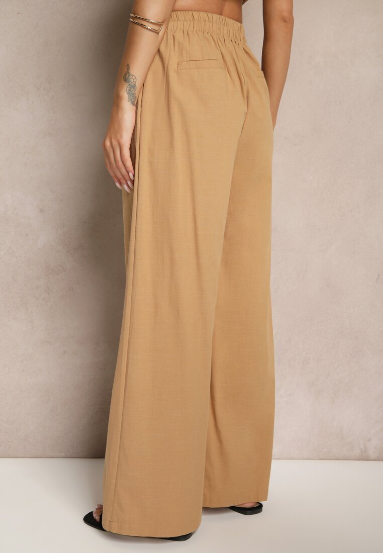 retro & icone Pantaloni Bej închis cu bumbac și viscoză cu croială largă cu imitație de buzunare Divlene