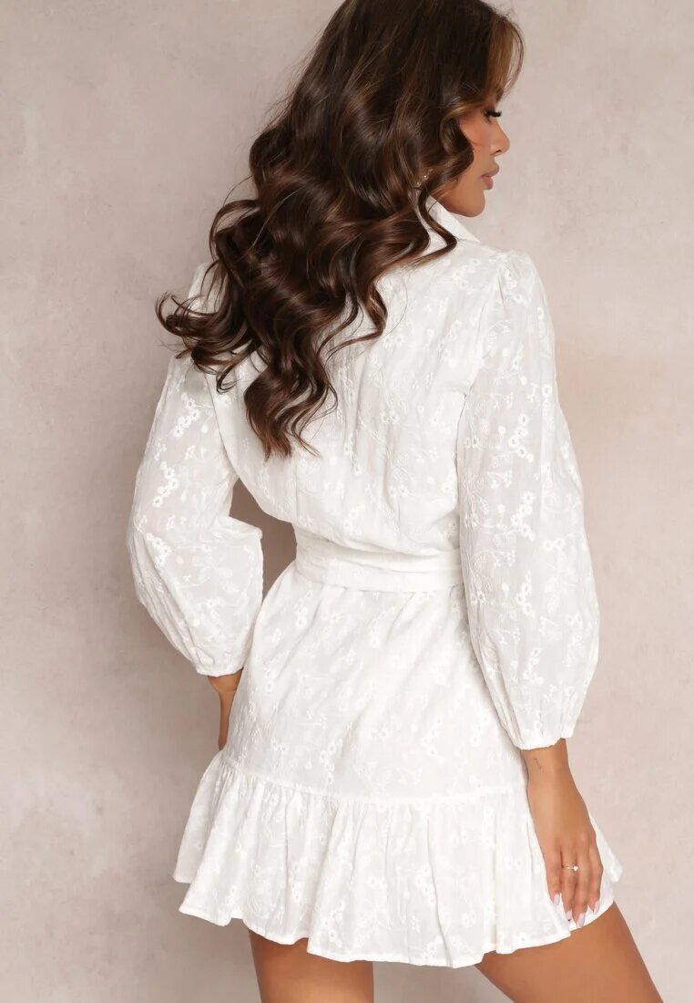retro & icone Rochie Albă din țesătură brodată de bumbac legată în talie Roselia