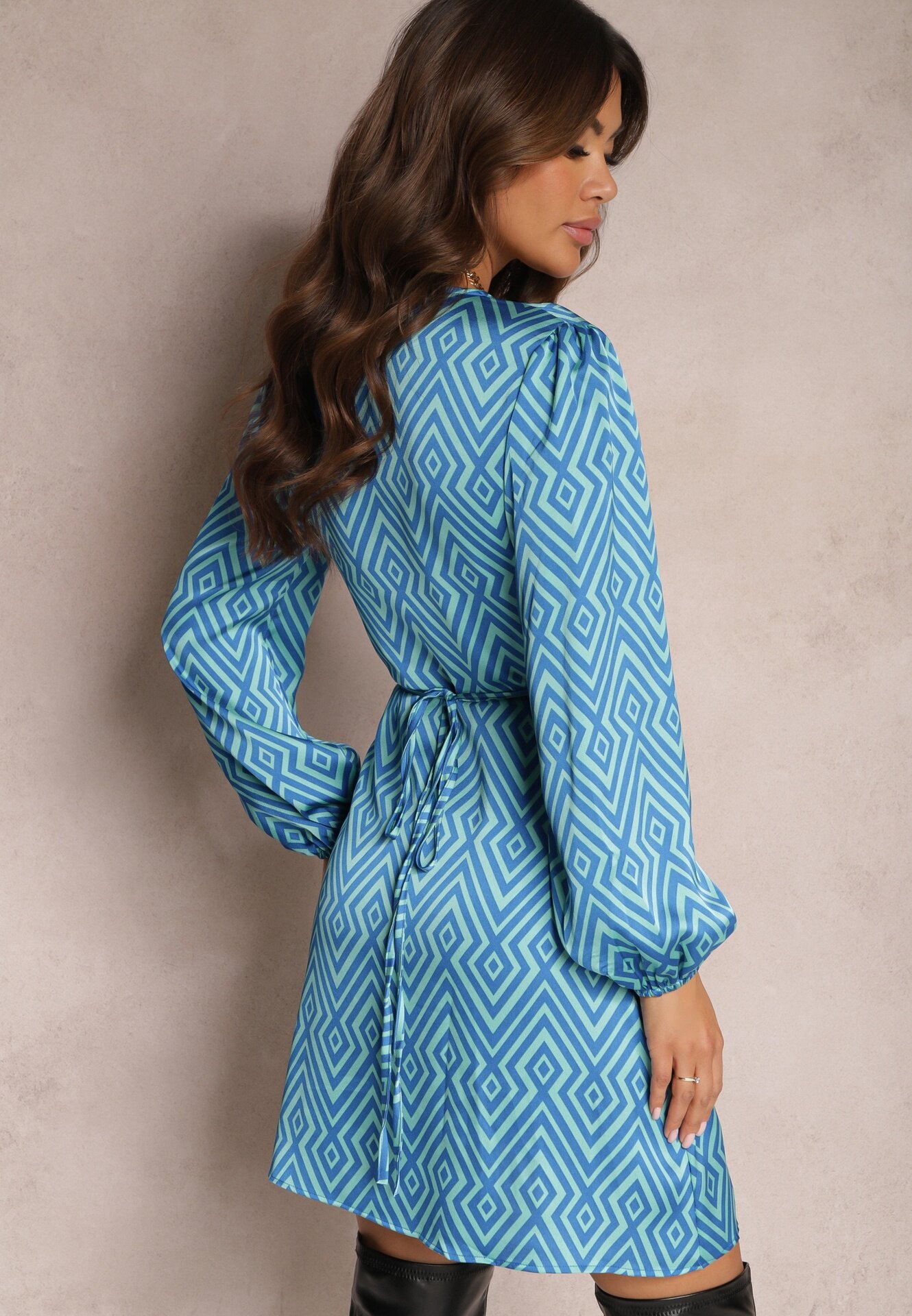 retro & icone Rochie Albastră Asimetrică Mini cu Mânecă Lungă și Șnur în Talie Cyness