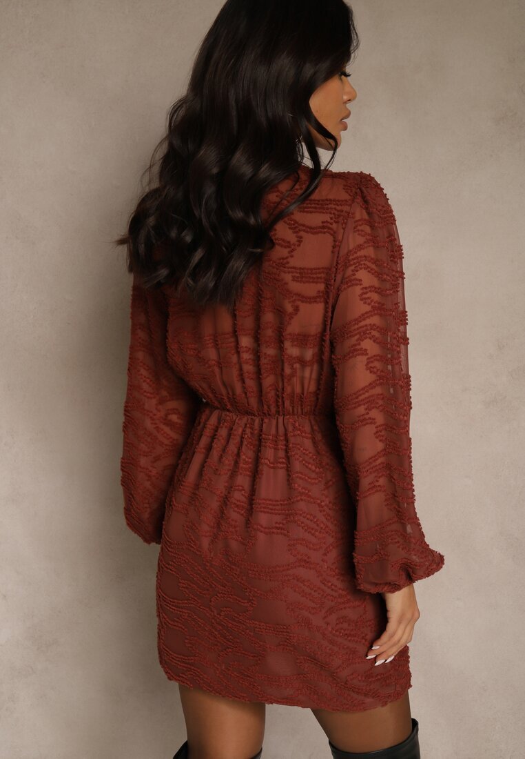 retro & icone Rochie Bordeaux din țesătură Plumeti cu croi petrecut Zenisala
