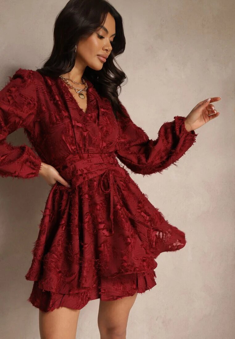 retro & icone Rochie de cocktail bordo cu drapaj modern și cu fire Gorena