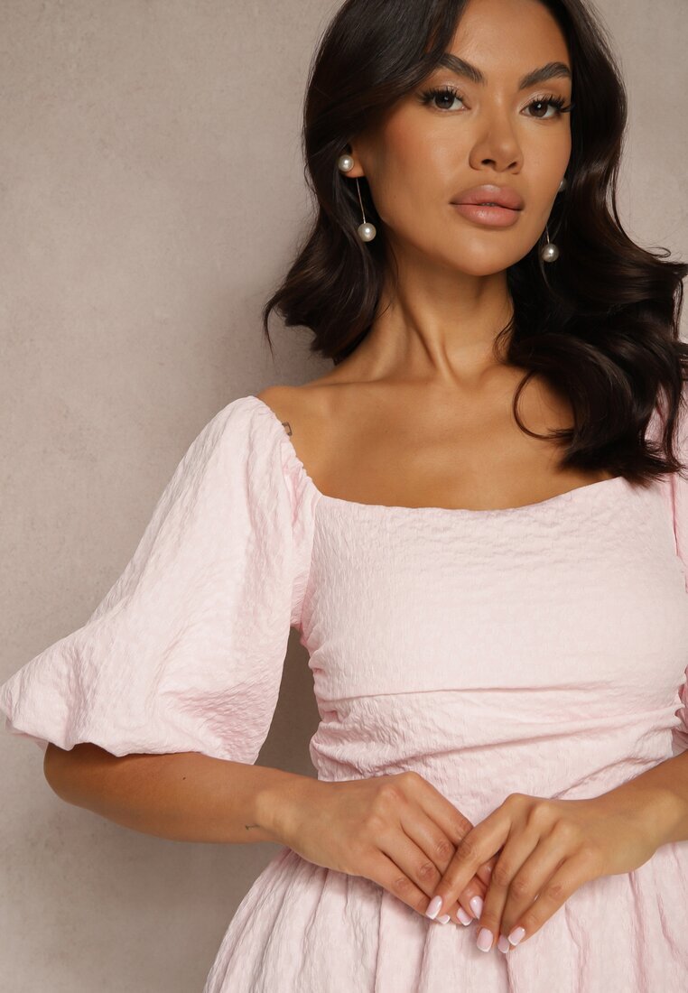 retro & icone Rochie evazată roz cu un top elastic și umeri bufanti Velzemia