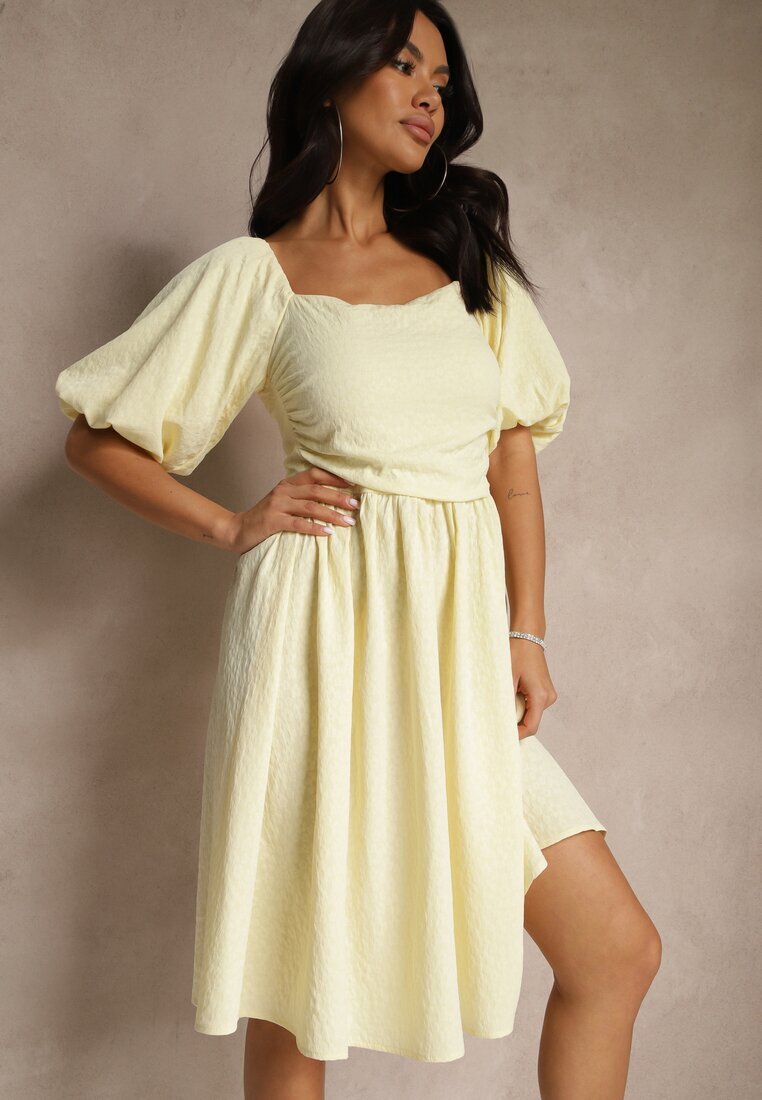 retro & icone Rochie Galbenă Clotată cu Mâneci Bufante și Decolteu Pătrat Mariwena