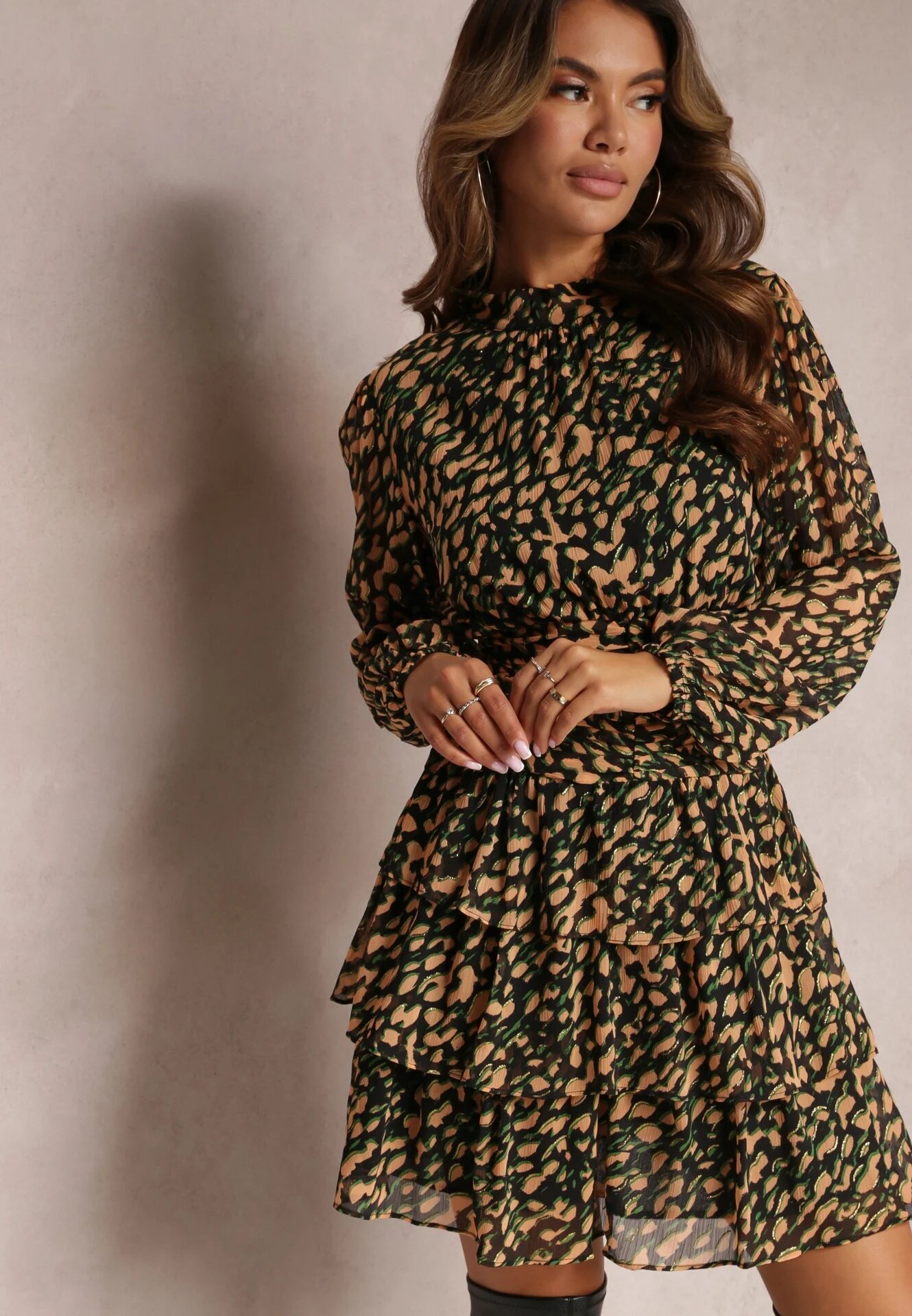 retro & icone Rochie Mini Bej-Verde Evazată Decorată cu Sclipici Giannes