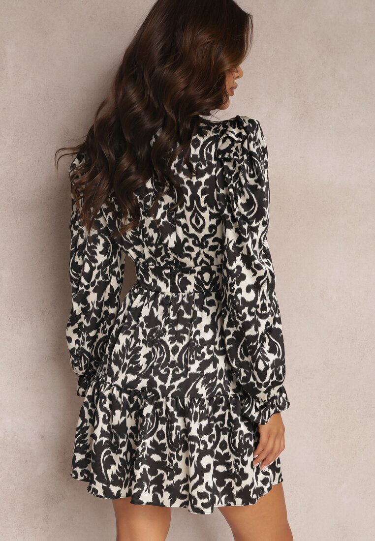 retro & icone Rochie Neagră Cintrata Kadothius