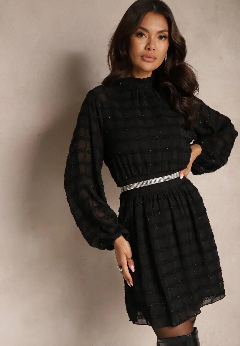 retro & icone Rochie Neagră Cloș cu guler înalt și elastic în talie Decorată cu fir metalic Vencira