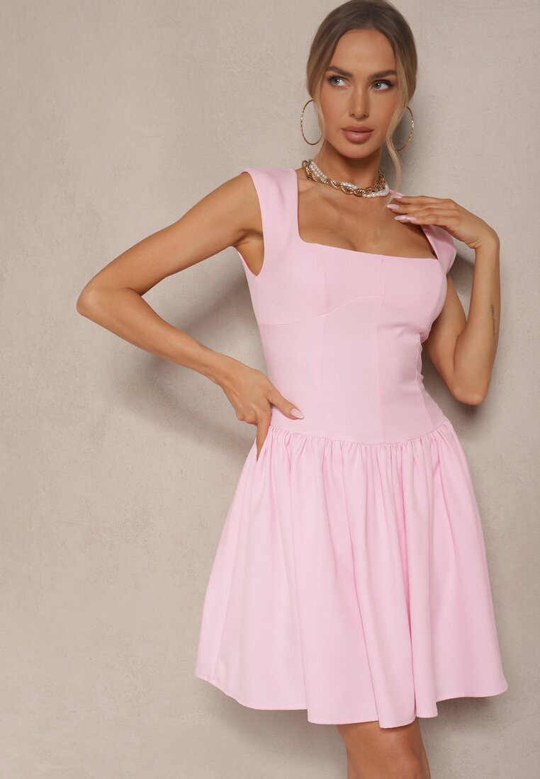 retro & icone Rochie roz cu croială evazată cu decolteu pătrat Halivira