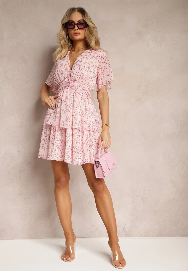 retro & icone Rochie Roză cu croi evazat cu elastic în talie și încrețituri Nerva
