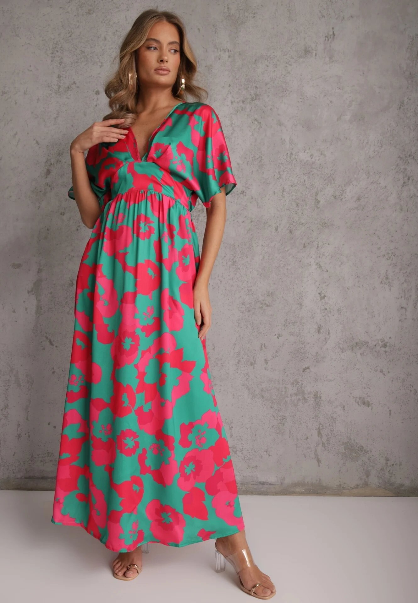 retro & icone Rochie verde evazată maxi cu decupaje Aleri