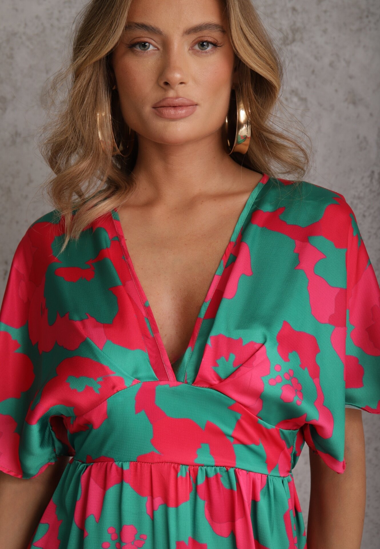 retro & icone Rochie verde evazată maxi cu decupaje Aleri