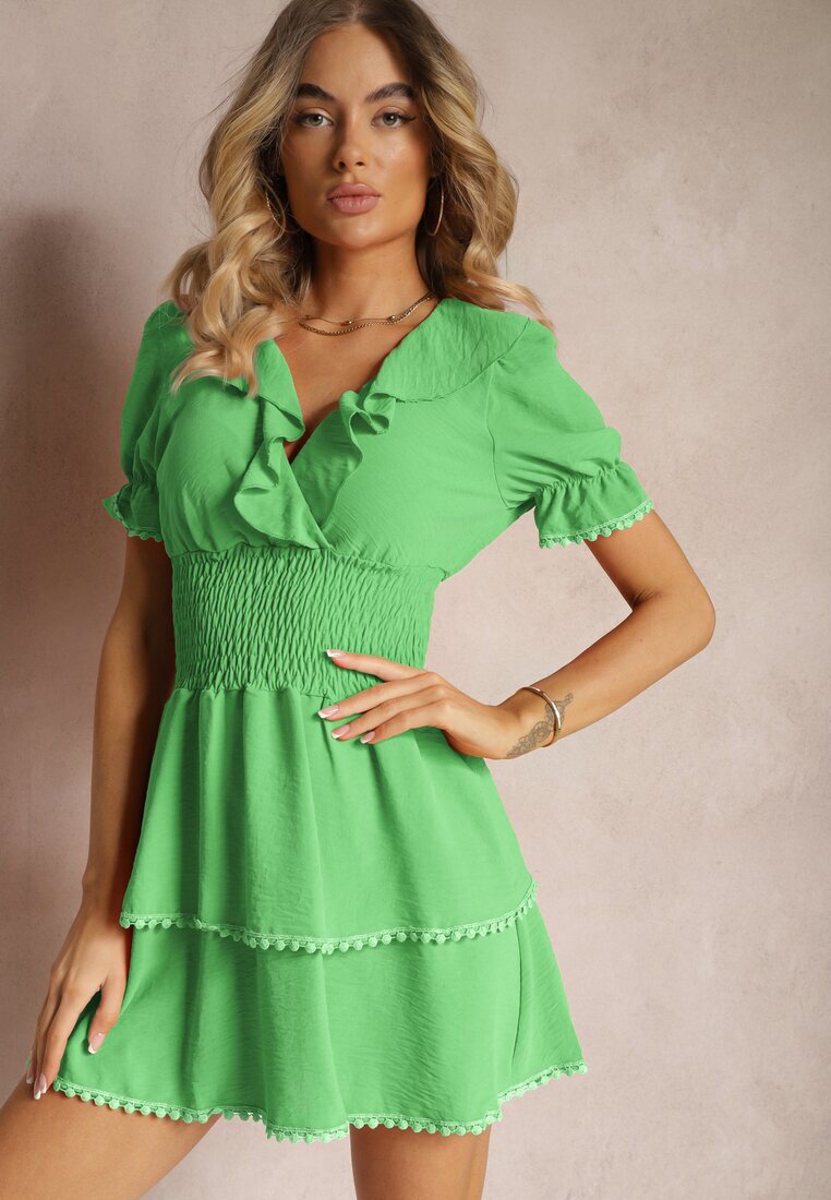  Rochie Evazată Verde cu elastic în talie și volane decorative la decolteu Arcidia