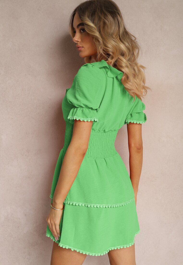  Rochie Evazată Verde cu elastic în talie și volane decorative la decolteu Arcidia