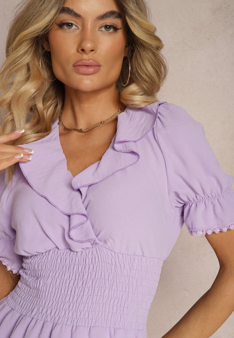  Rochie Mov Evazată cu Elastic în Talie și Volănașe Decorative la Decolteu Arcidia