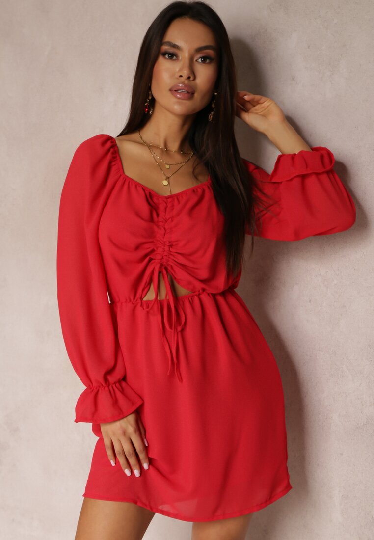  Rochie Roșie cu Fir Sclipitor și Drapaj Frontal Beni