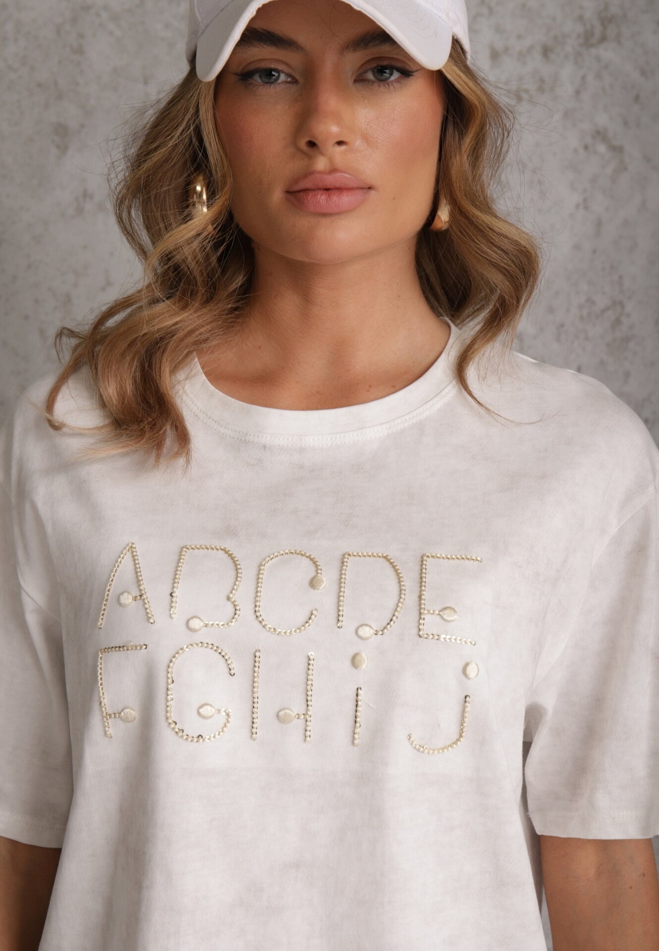 romee's Tricou Alb din bumbac Oversize cu Text Brodat cu Paiete Talomora