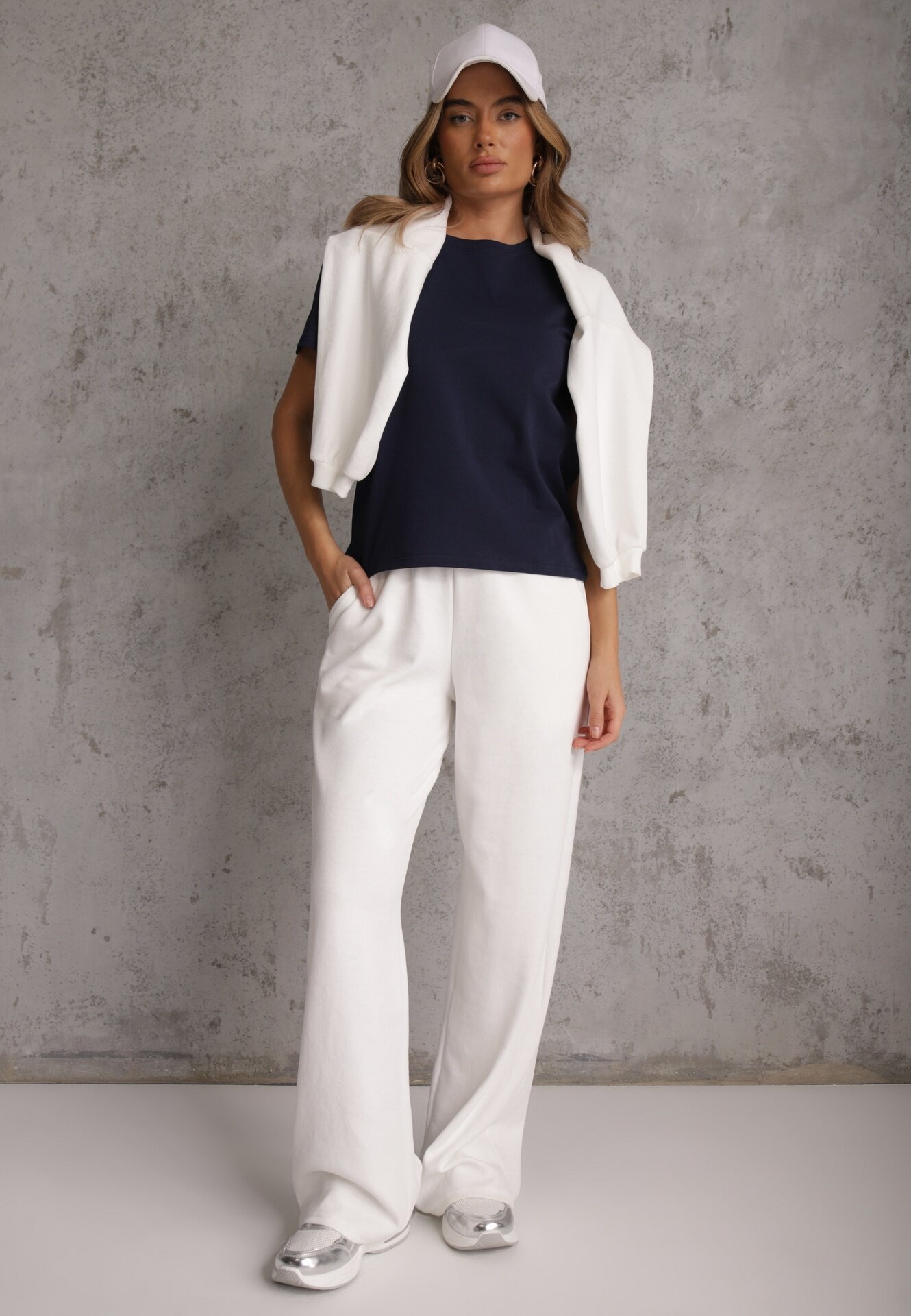 romee's Tricou bleumarin din bumbac decorat pe lateral cu fante Brinelle