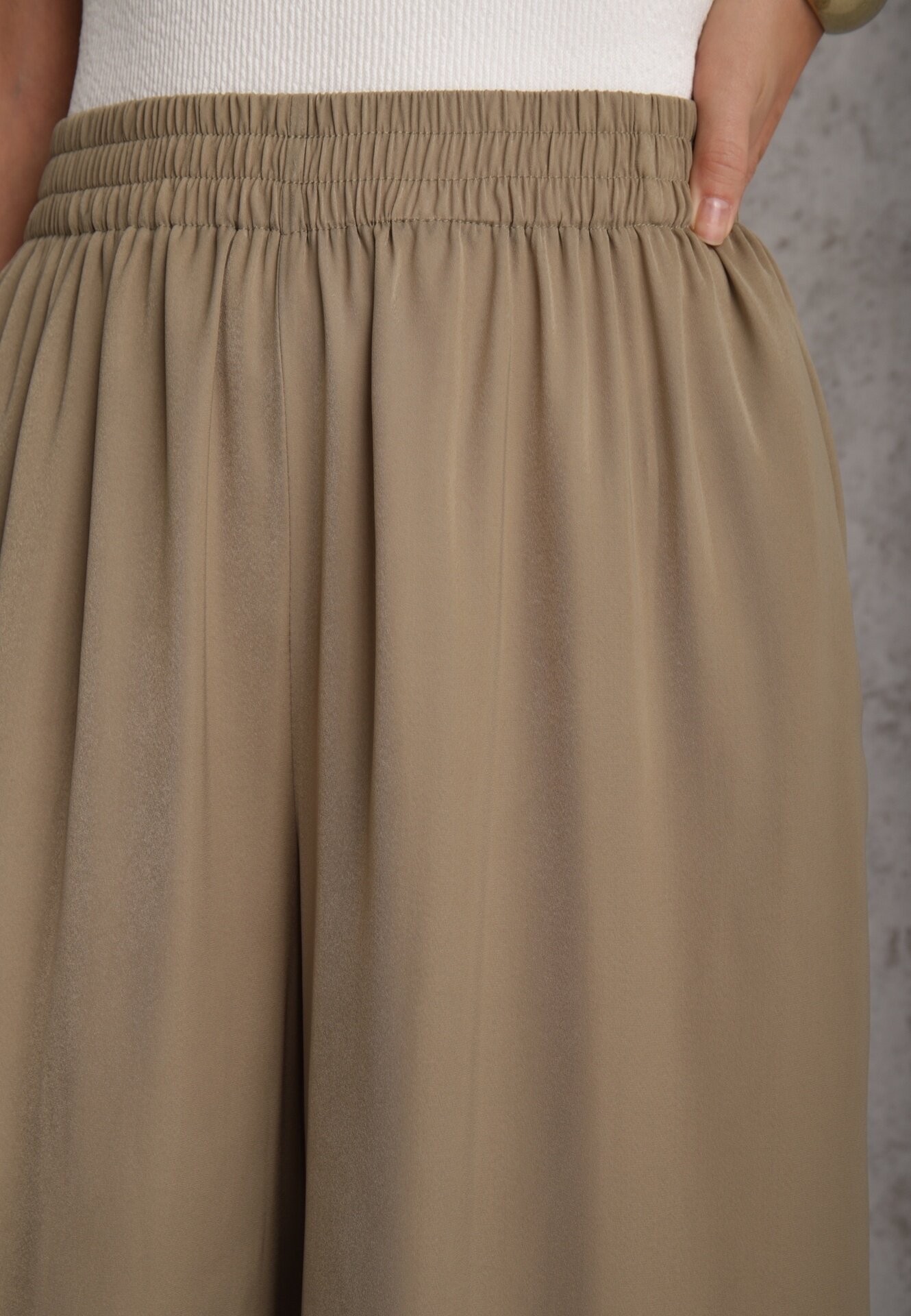 rosa Pantaloni larghi verde închis cu elastic în talie Carleny
