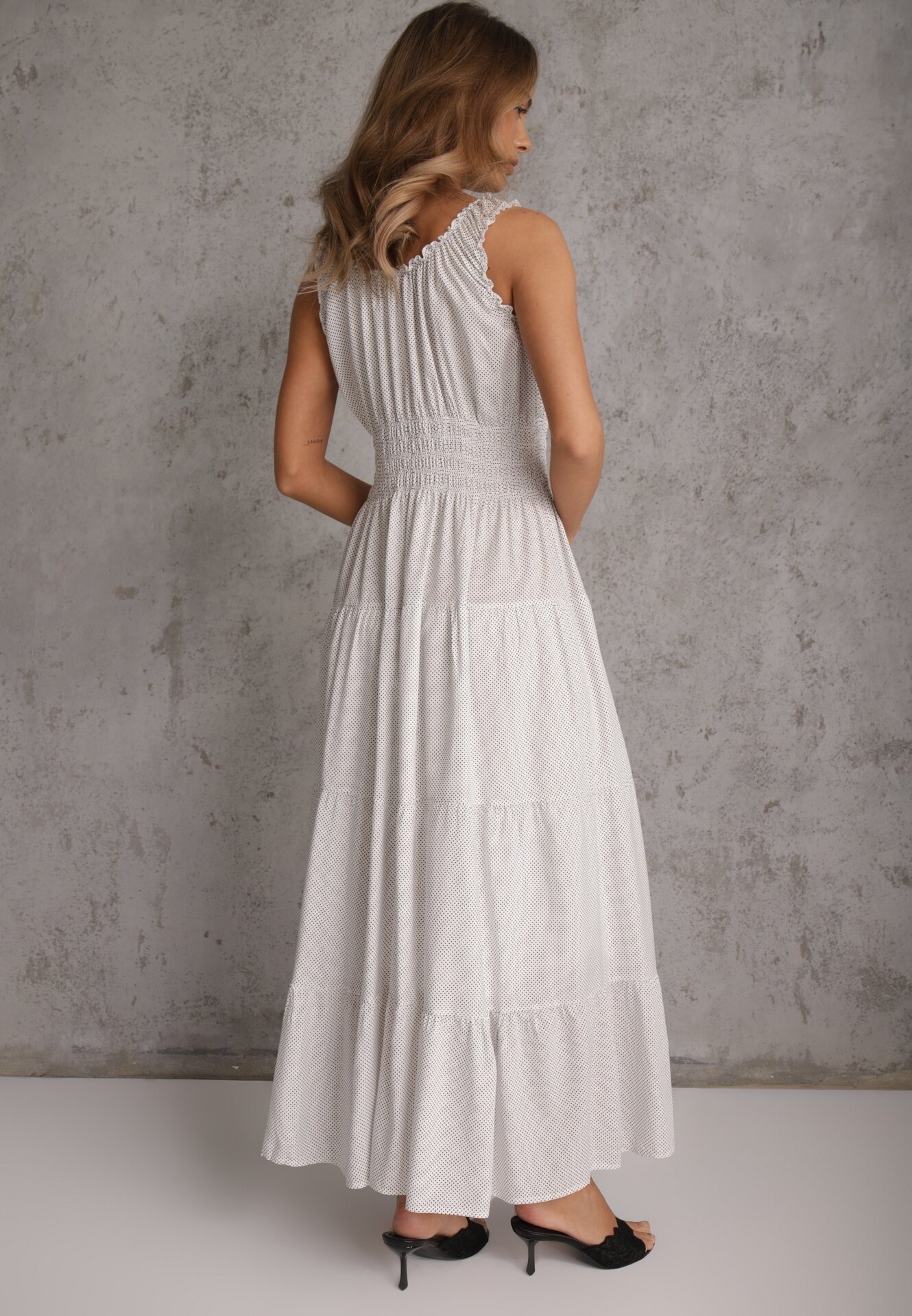rosa Rochie Albă Kilroy