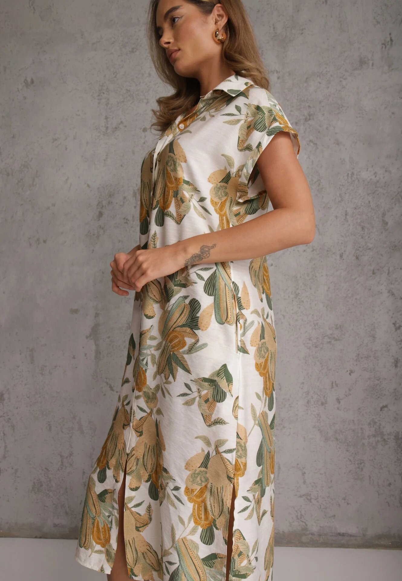 rosa Rochie cu flori din vâscoză croi drept Aedonia Verde