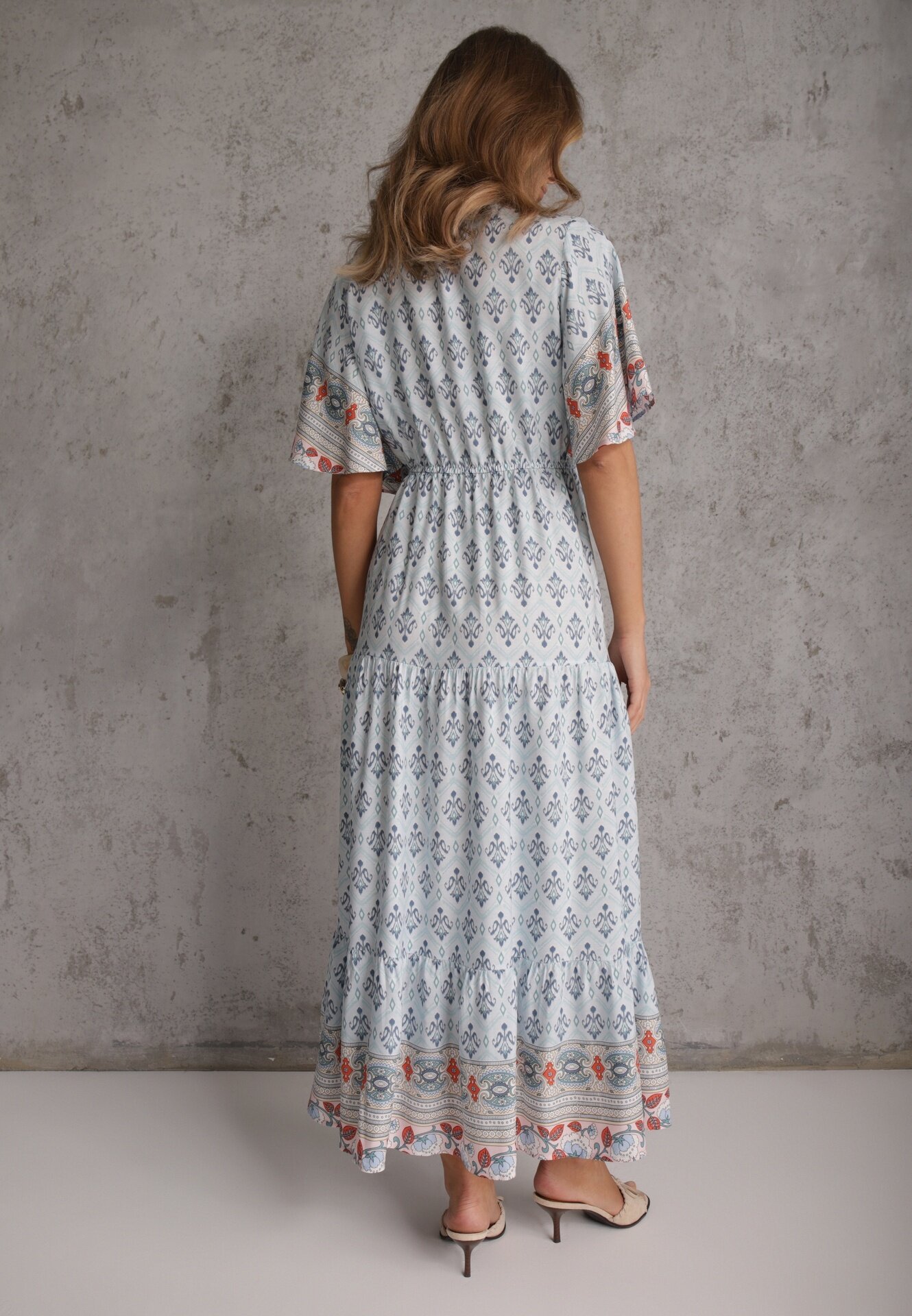 rosa Rochie Maxi Albastru deschis cu Mânecă scurtă și Elastic în talie Emaya