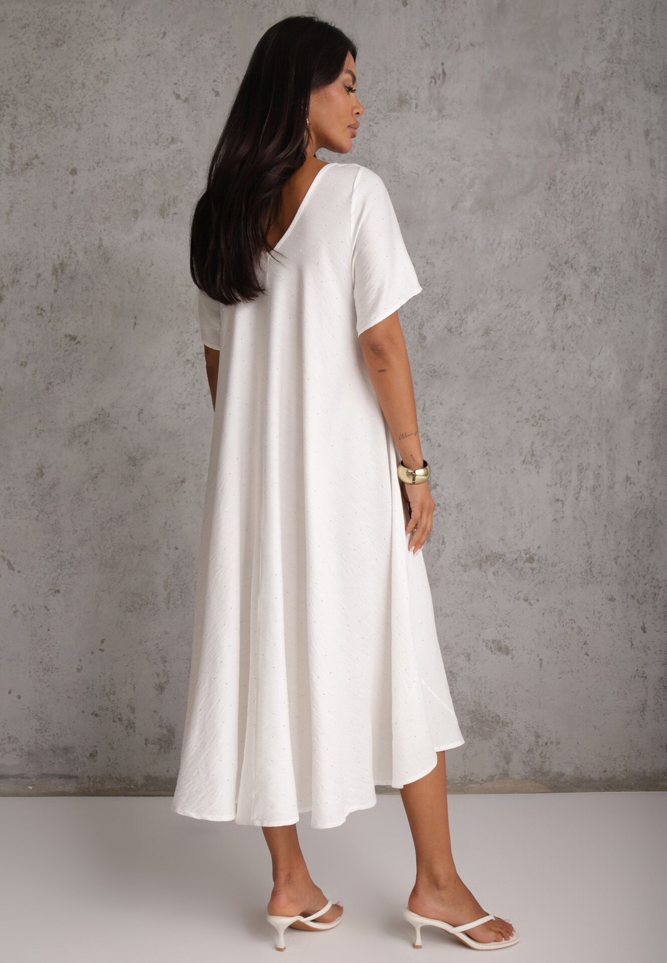 rosa Rochie oversize din viscoză decorată cu strasuri Erone Albă