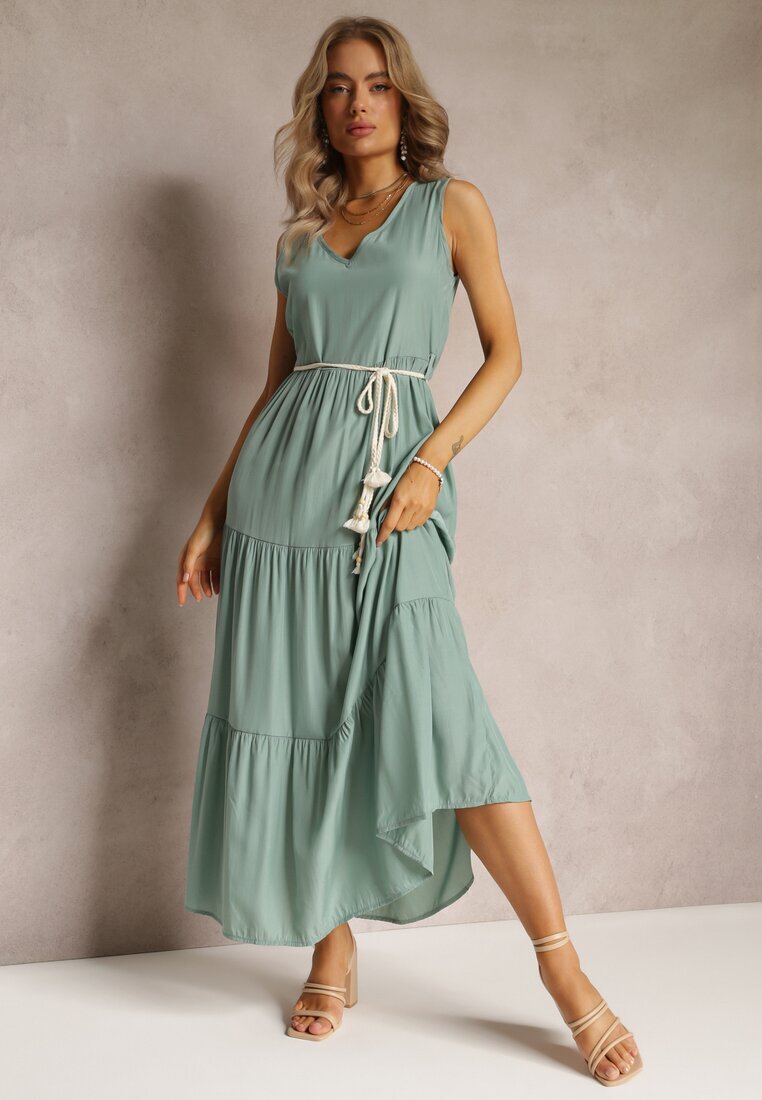rosa Rochie Verde Maxi cu Fason Cloș cu Șnur Decorativ și Decolteu Triunghiular Zornitsa