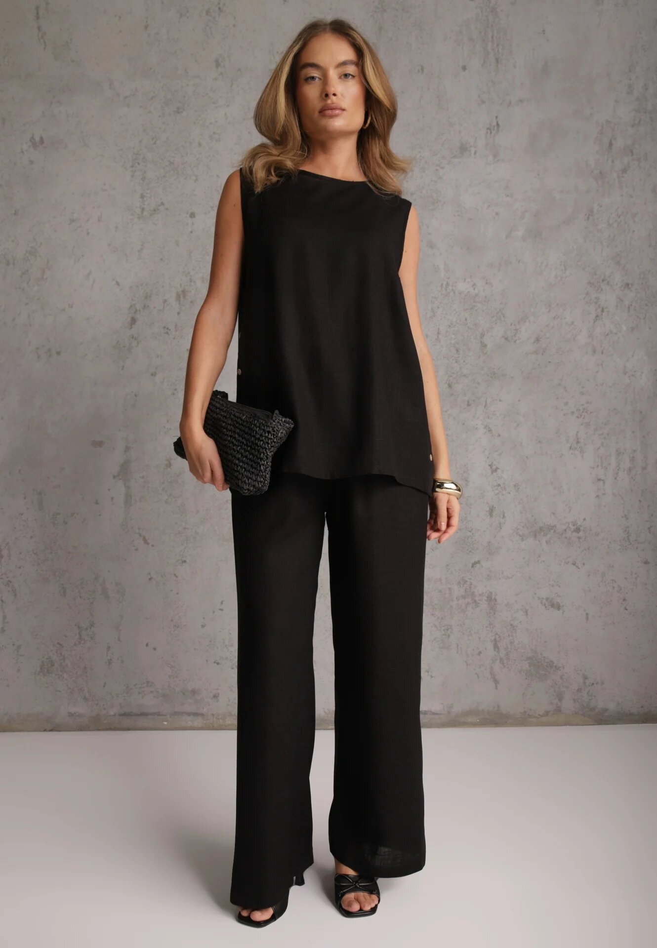 rosita Set de vară din vâscoză și in pantaloni și bluză cu nasturi decorativi Belone Negru