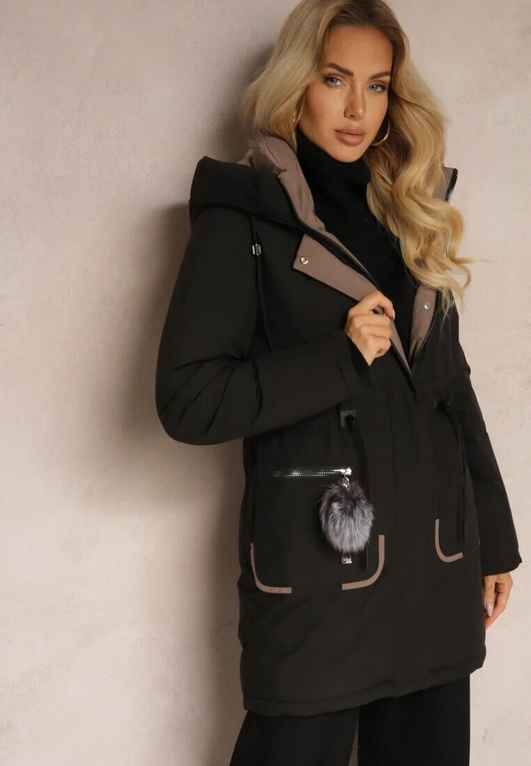 rosse line Geacă Parka Neagră cu șnururi în talie și glugă decorată cu pandantiv Zeriena