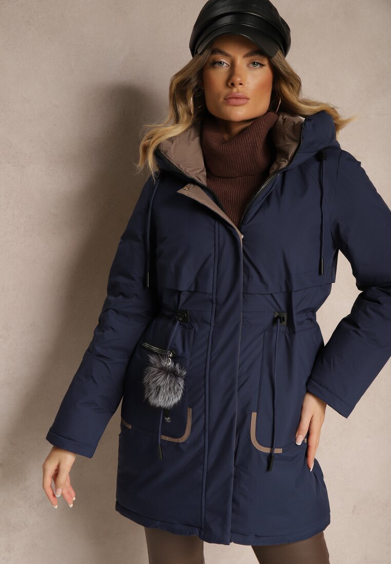 rosse line Jachetă Parka bleumarin cu cordon în talie și cu glugă decorată cu pandantiv Zeriena