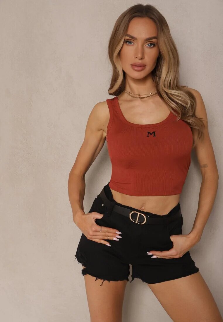rosse line Top Maro cu nervuri cu cupe întărite Decorat cu litera Nevoliene