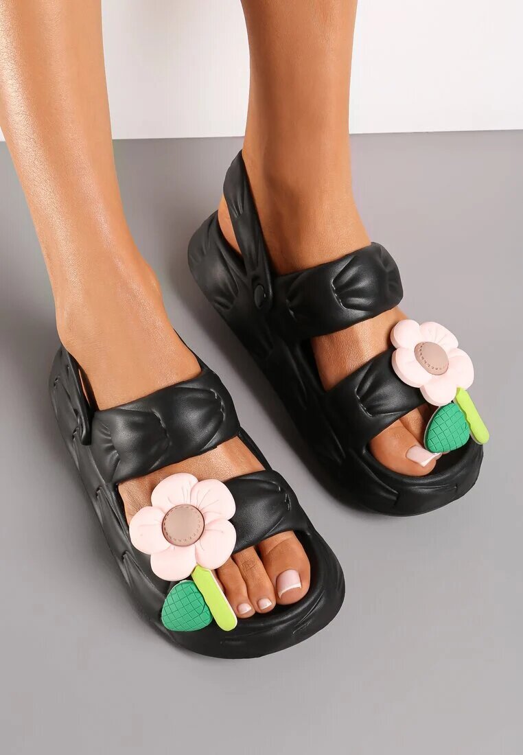  Sandale Negre cu Baretă la Călcâi și cu Floare Decorativă Qiara