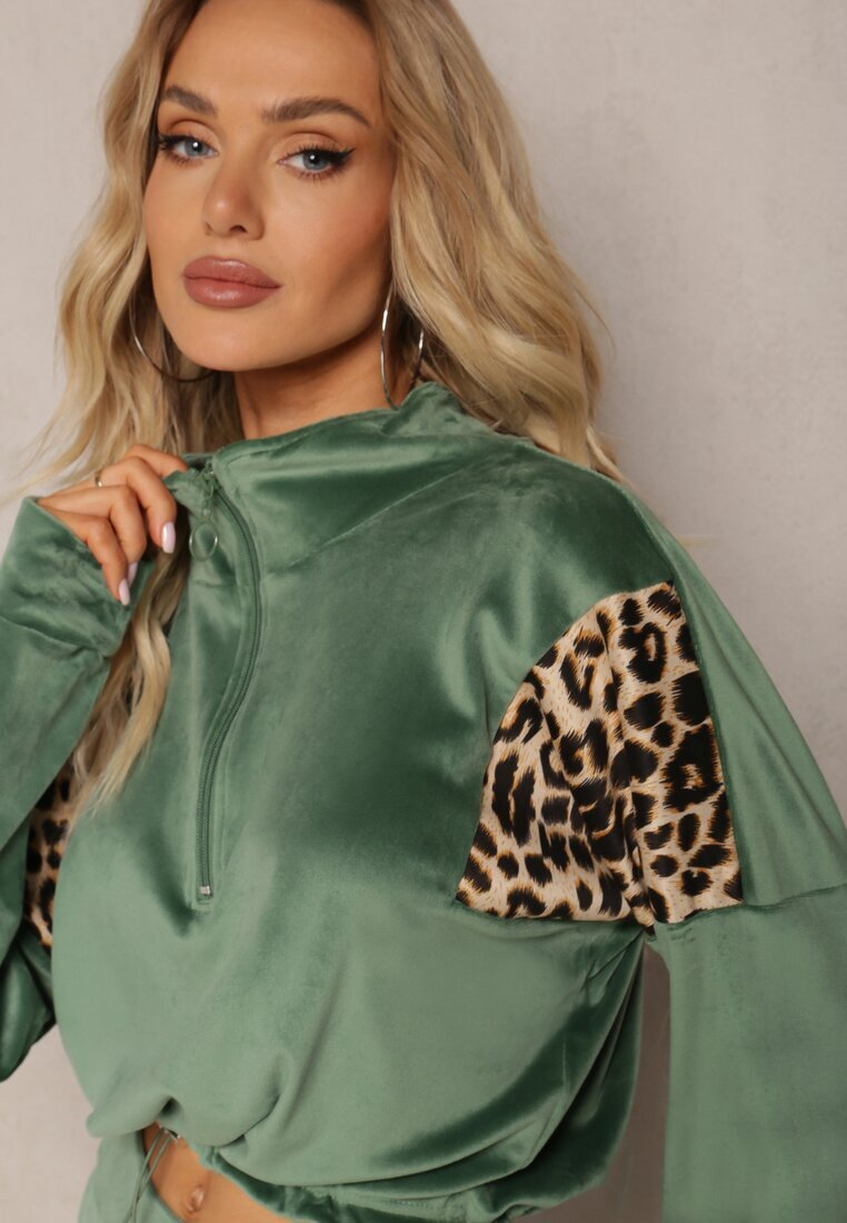  Set trening verde din velur cu bluză scurtă și pantaloni jogger cu imprimeu leopard Limitta