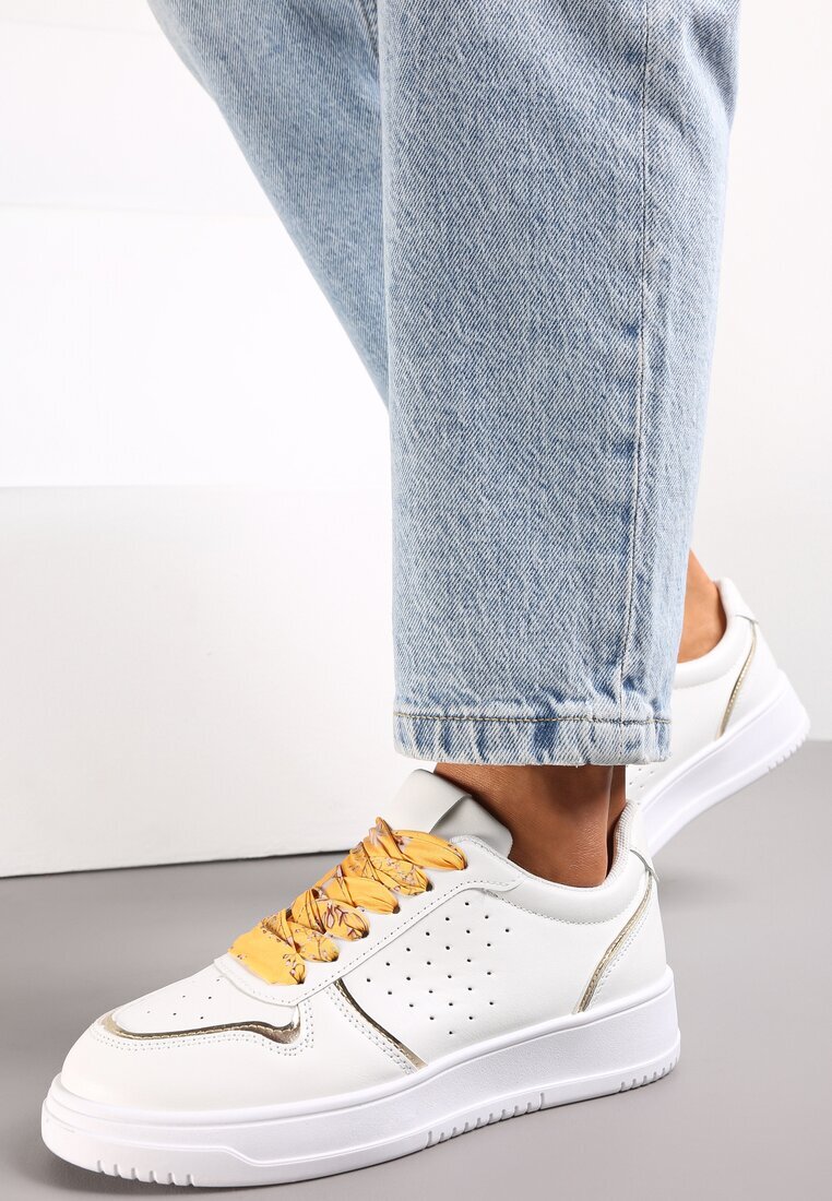  Sneakers Albe-Aurii cu Șireturi Colorate și Inserții Metalice Lania