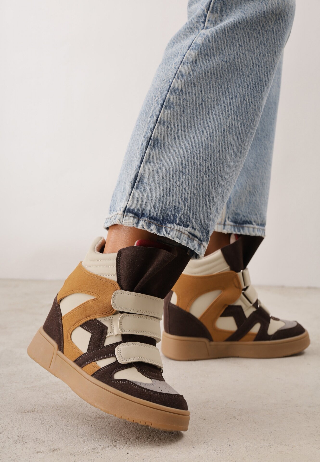 Sneakers Y2K pe platformă cu căptușeală și benzi cu scai Aitia Bej