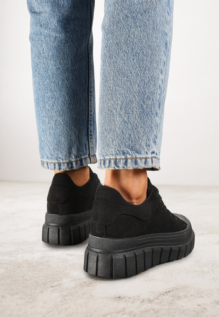  Sneakersy Negre Vices pe Platformă cu Embosare Decorați cu Perforații Leaniael