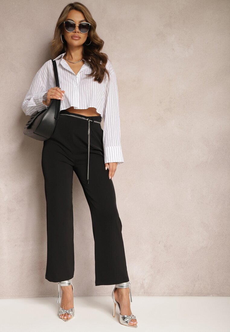sophyline Pantaloni Negri Eleganti cu Picioare Evazate Finisați cu un Lanț Decorativ în Talie Hamophona
