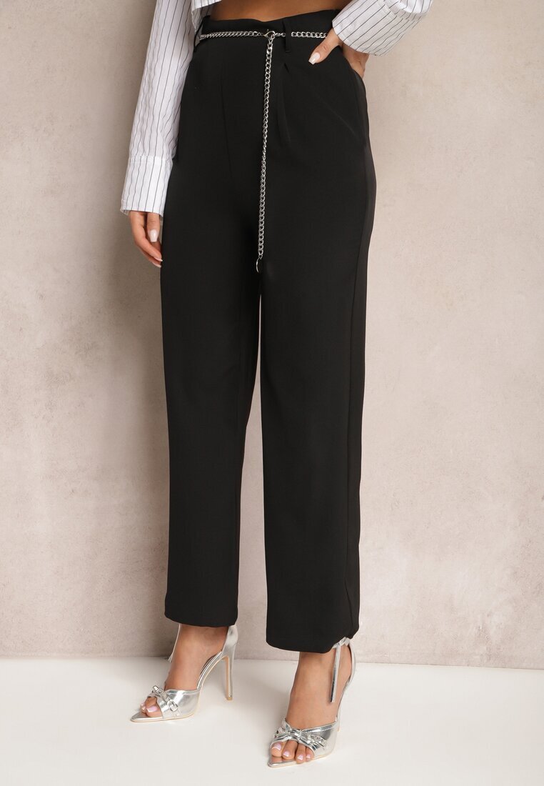 sophyline Pantaloni Negri Eleganti cu Picioare Evazate Finisați cu un Lanț Decorativ în Talie Hamophona