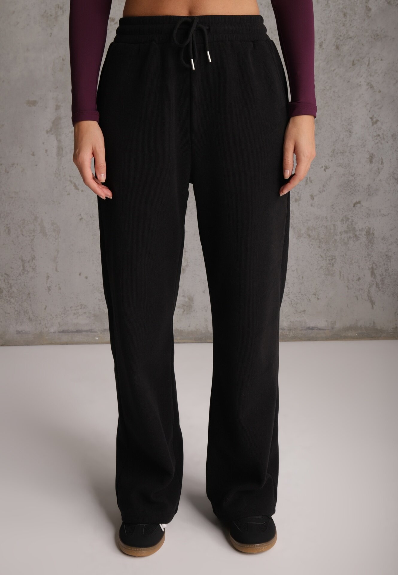 swest Set de trening cu model rib cu glugă și pantaloni wide leg Jateia Negru